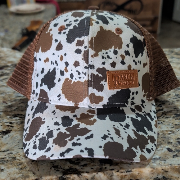Ranch Dress’N Accessories - Ranch Dress'n Brown and White Cow Print Hat